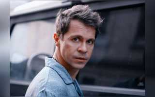 Павел Деревянко: «Жена с детьми живет на Николиной Горе, я — в центре Москвы. Мы в кайфе!»