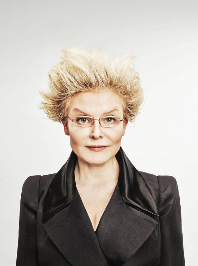 40 фото Елены Малышевой, ее семьи: мужа, сыновей, сестры и брата