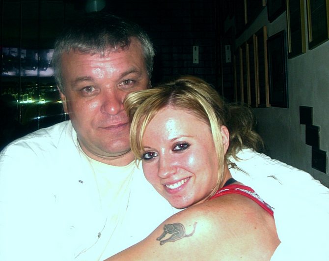 Александр Дюмин с женой Анной