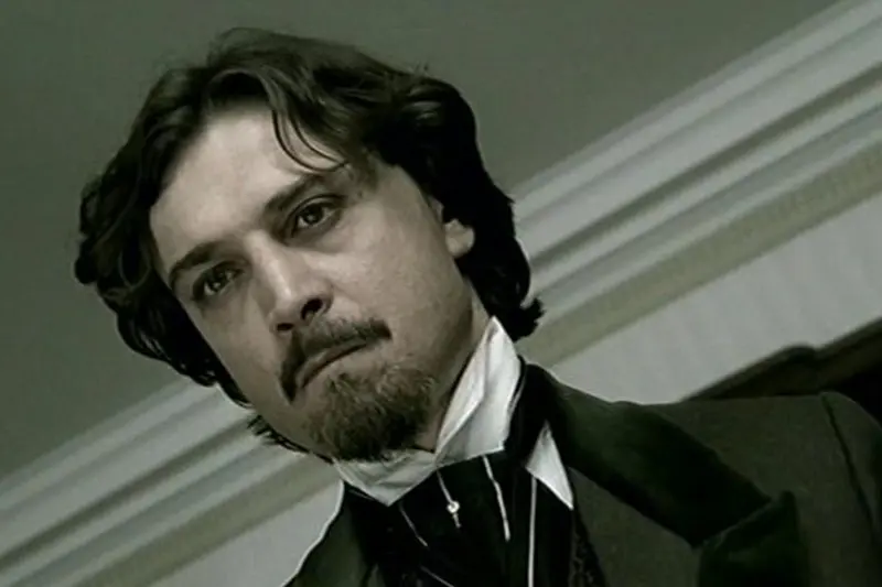 Александр Лазарев-младший (кадр из сериала «Идиот»)