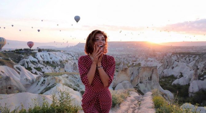 Алина Астровская: горячие фото ведущей «Орел и решка»