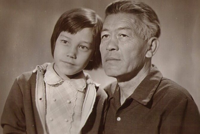 Азиза с отцом