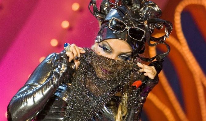 Азиза в шоу «Ты – суперстар»