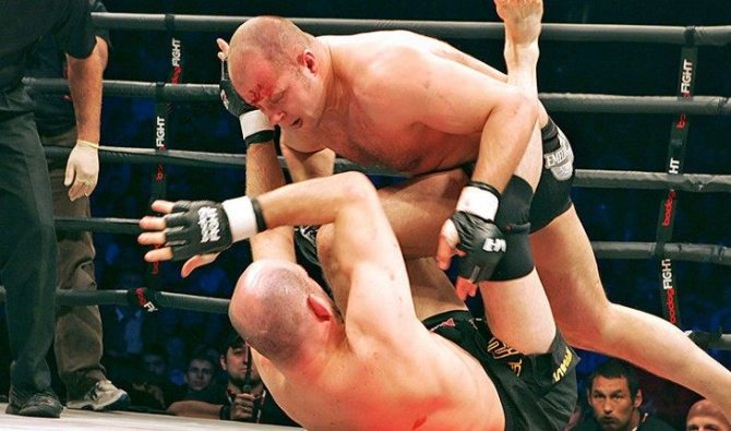 Бой с Мэттом Линдландом