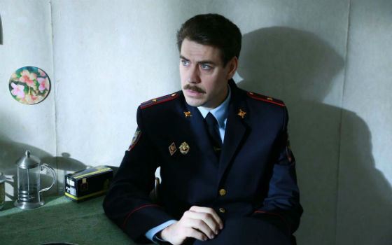 Дмитрий Дюжев в сериале «Рая знает»