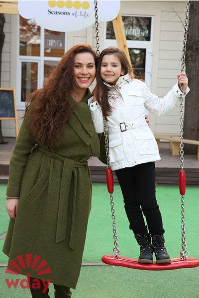 Дочь Янины Соколовской (актриса) – Женя фото