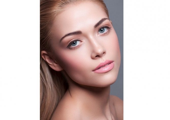 Естественный макияж глаз