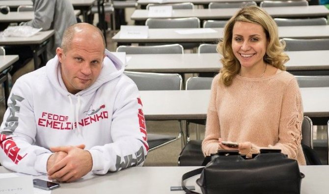 Федор Емельяненко с женой Оксаной