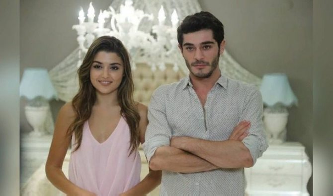 Ханде Эрчел и Бурак Дениз