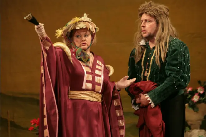 Ирина Муравьева на сцене