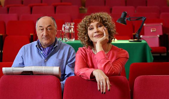 Кадр из сериала «Земский доктор. Возвращение» (с Борисом Клюевым)