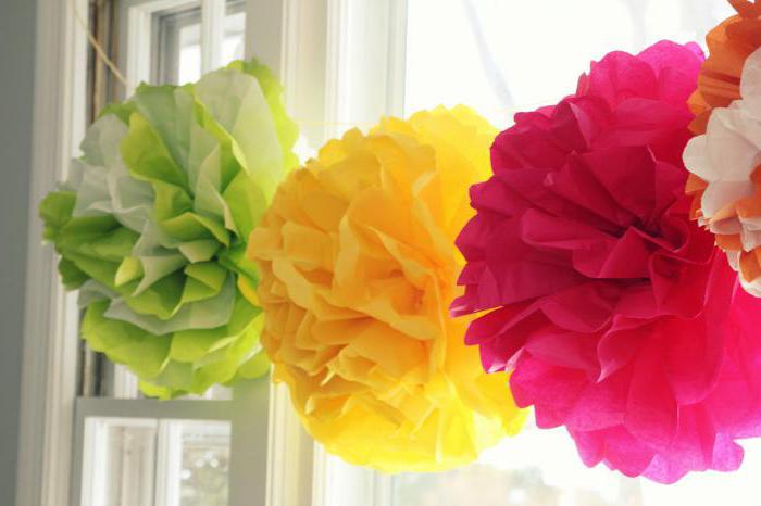 как сделать помпоны из гофрированной бумаги