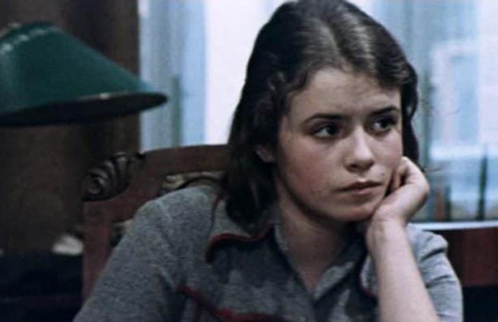 'Кинолента "Школьный вальс"'