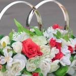 Кольца на свадебную машину. Неклассические приемы в классическом аксессуаре