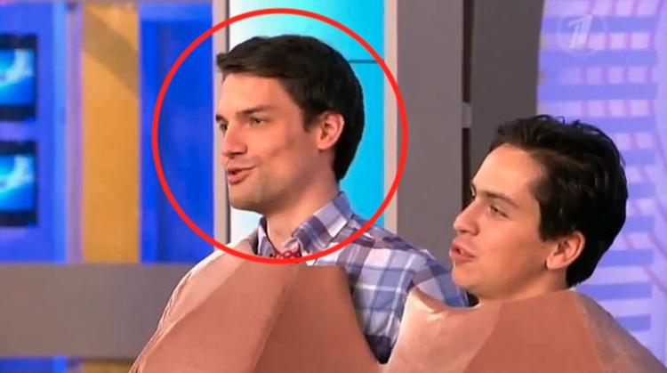 Колонны, сады, статуи, золото и бархат: как живет Елена Малышева и ее сын, «правое яичко»