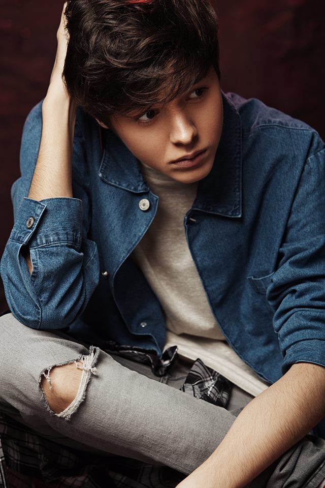 Кристиан Костов на фотосессии