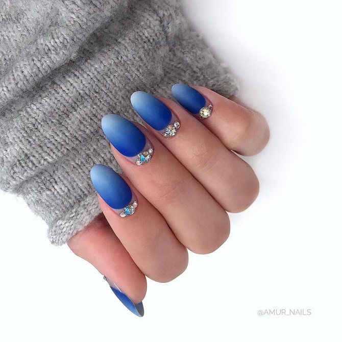 Маникюр для женщин 50 фото 8