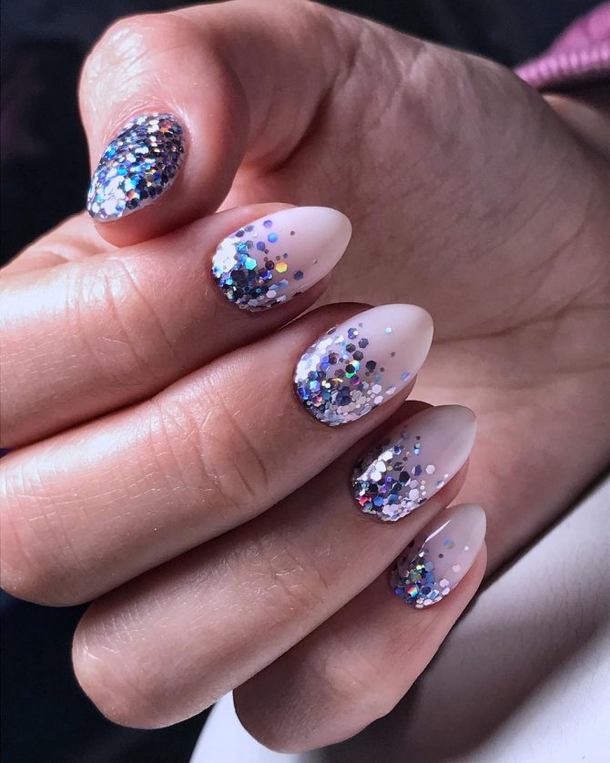 маникюр для женщин 50 фото_22