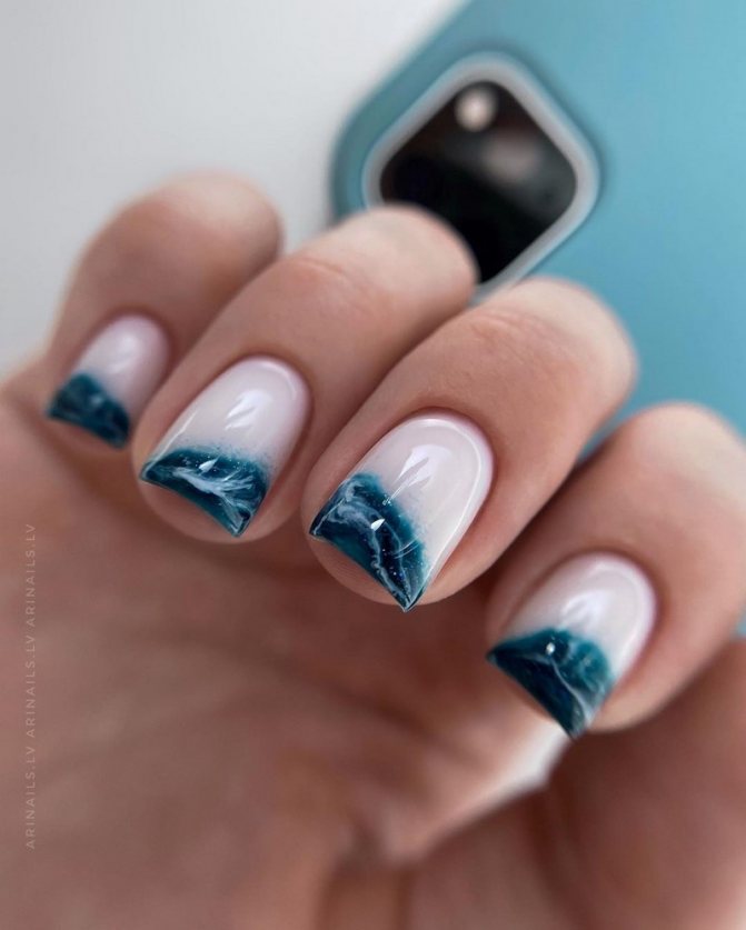 Маникюр на квадратные ноготки в сезоне 2021-2022. Фото. Тренды