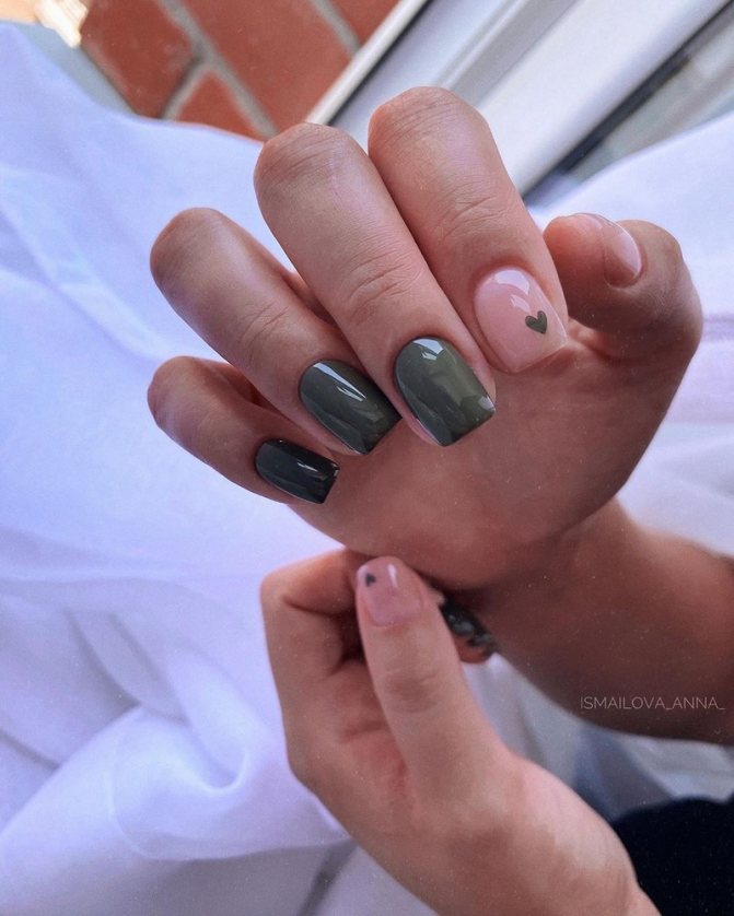 Маникюр на квадратные ноготки в сезоне 2021-2022. Фото. Тренды
