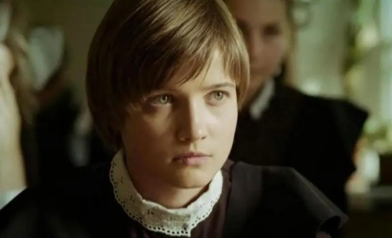 Мария Поезжаева (кадр из фильма «Мотыльки»)