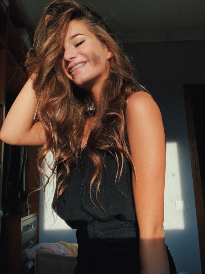 Маша Южакова