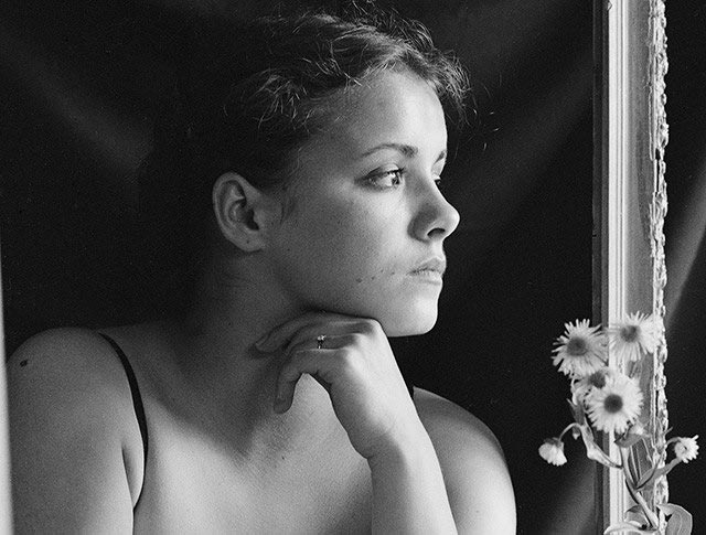 Молодая актирса