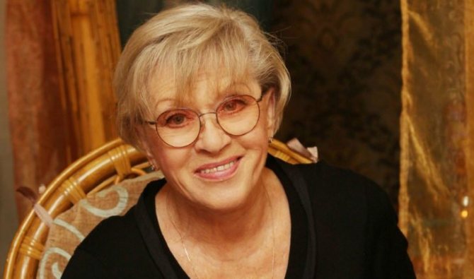 На фото: Алиса Бруновна Фрейндлих