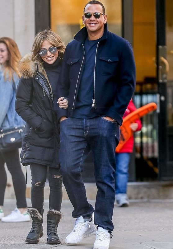 На фото: Дженнифер Лопес и Алекс Родригес