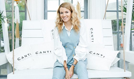 На фото: Женя Малахова