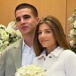 Официально: Саша Новикова и Федук опубликовали первое фото со свадьбы