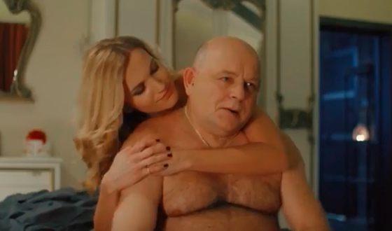 По гороскопу Женя Малахова - Скорпион