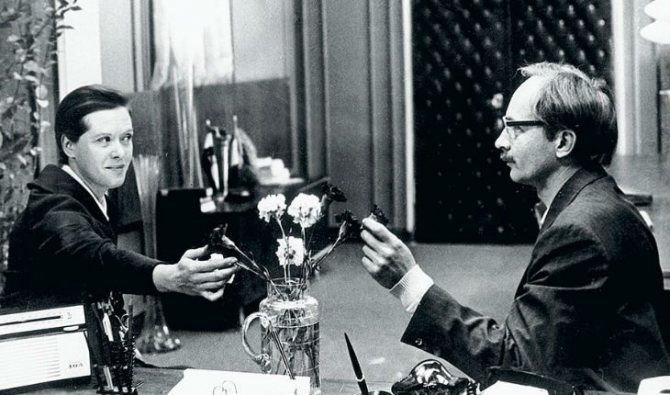 С Андреем Мягковым на съемках «Служебного романа»