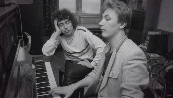 С Валерием Леонтьевым за разучиванием новой песни.