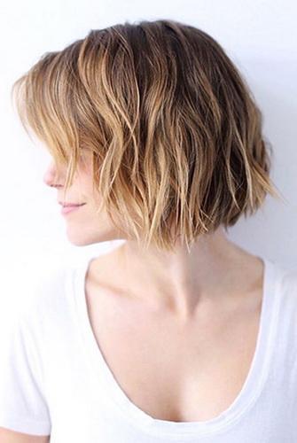 Выбор цвета для волос средней длины