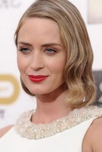 Выбор цвета для волос средней длины