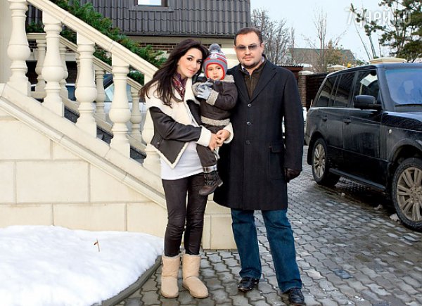 Зара родила второго сына Сергею Иванову