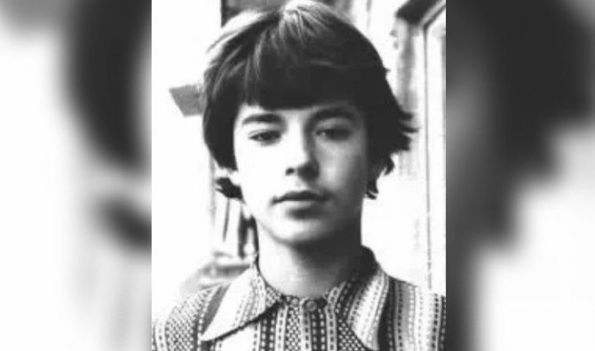 Женя Белоусов в школьные годы